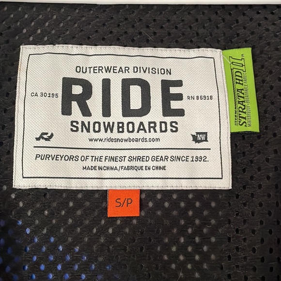 Snowboard jacket - Picture 8 of 10